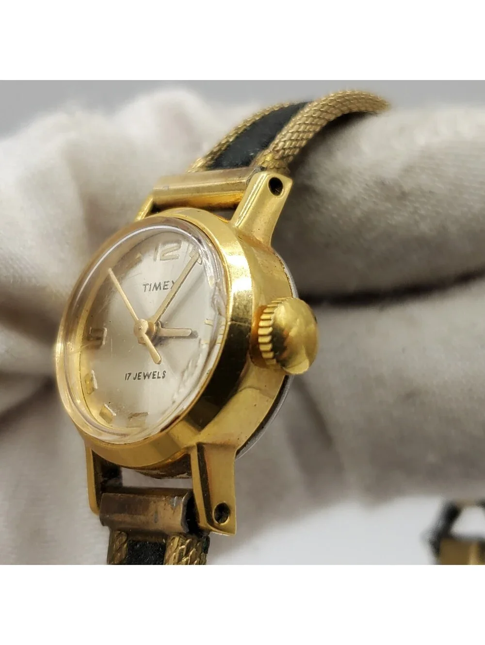 Vintage Timex 17J Mechanical RGP Womens Watch 17mm For Parts Or Repair